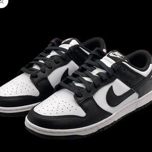 Nike Dunk Low Retro Black White Panda Sneakers, Sz 9.5